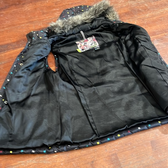 🌻3/$15🌻 Burton hooded vest - Picture 7 of 11